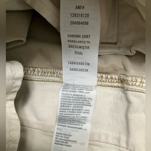 Abercrombie & Fitch Men's Tan Shorts Size 32 - Picture 10 of 10